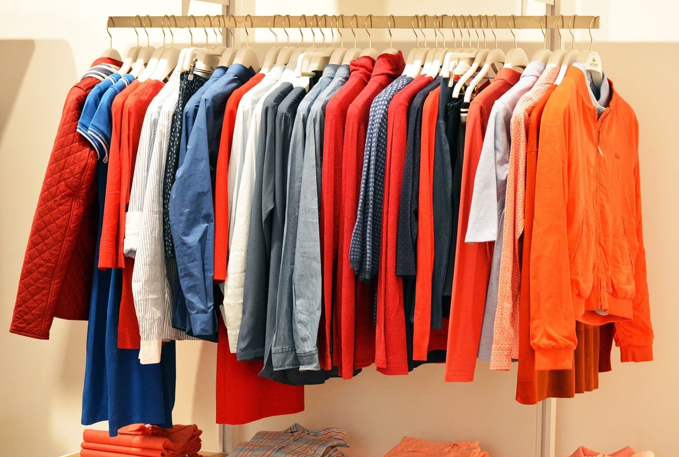 Discover the top 10 must-have pieces to elevate your style and transform your wardrobe. Stay chic and trendy with these essential fashion staples!