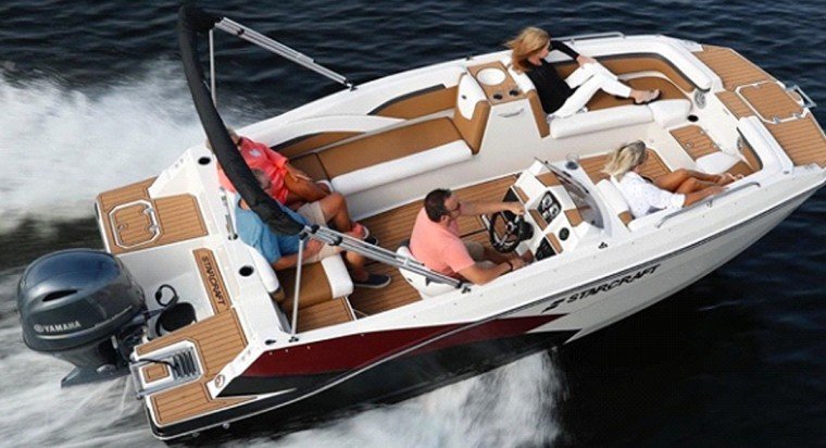 Starcraft Deck Boats