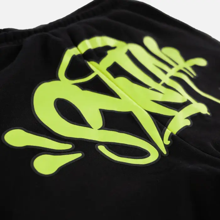 Syna World Hoodie Unleashing Style, Comfort, and Urba