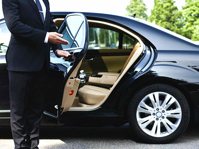 Luton Airport taxi
