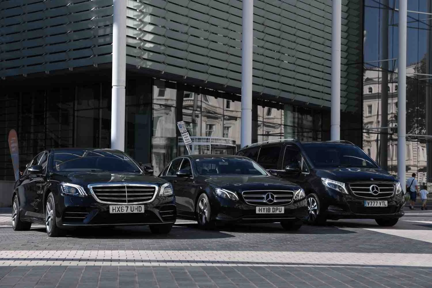 taxi to gatwick