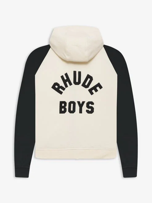 Chic in a Zip: Hoodies That Instantly Elevate Your Look
