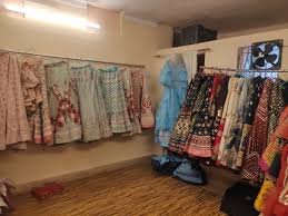 Rental Cloths In Surat