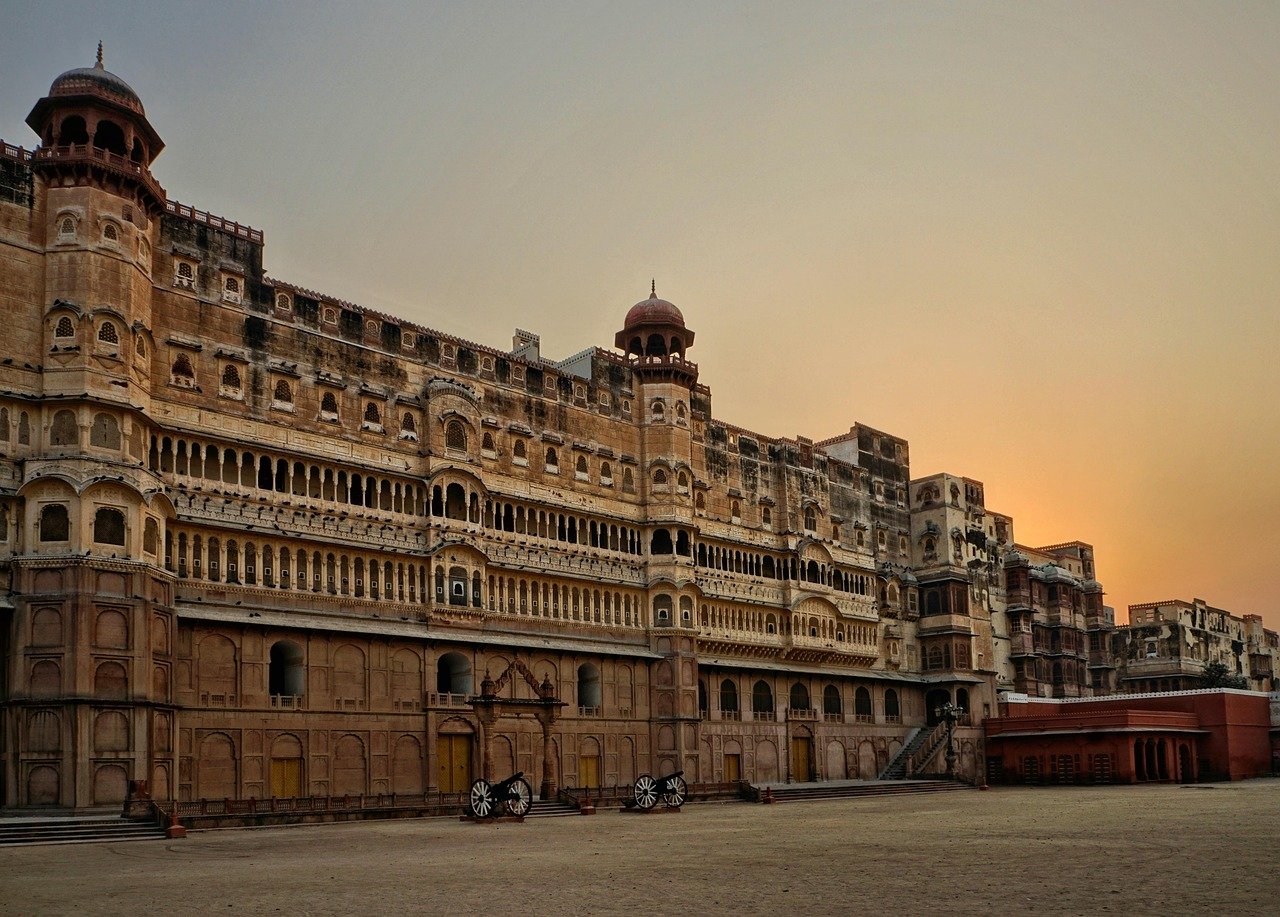15 Days Rajasthan Historical Forts and Palaces Tour