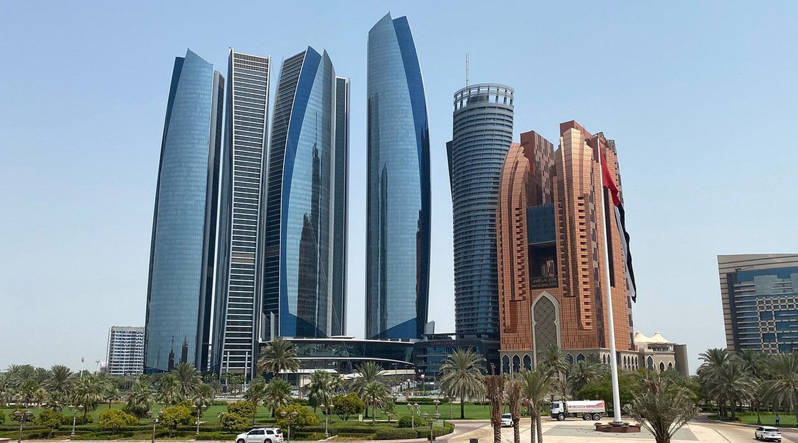 Best Abu Dhabi Tour & City Tour Packag