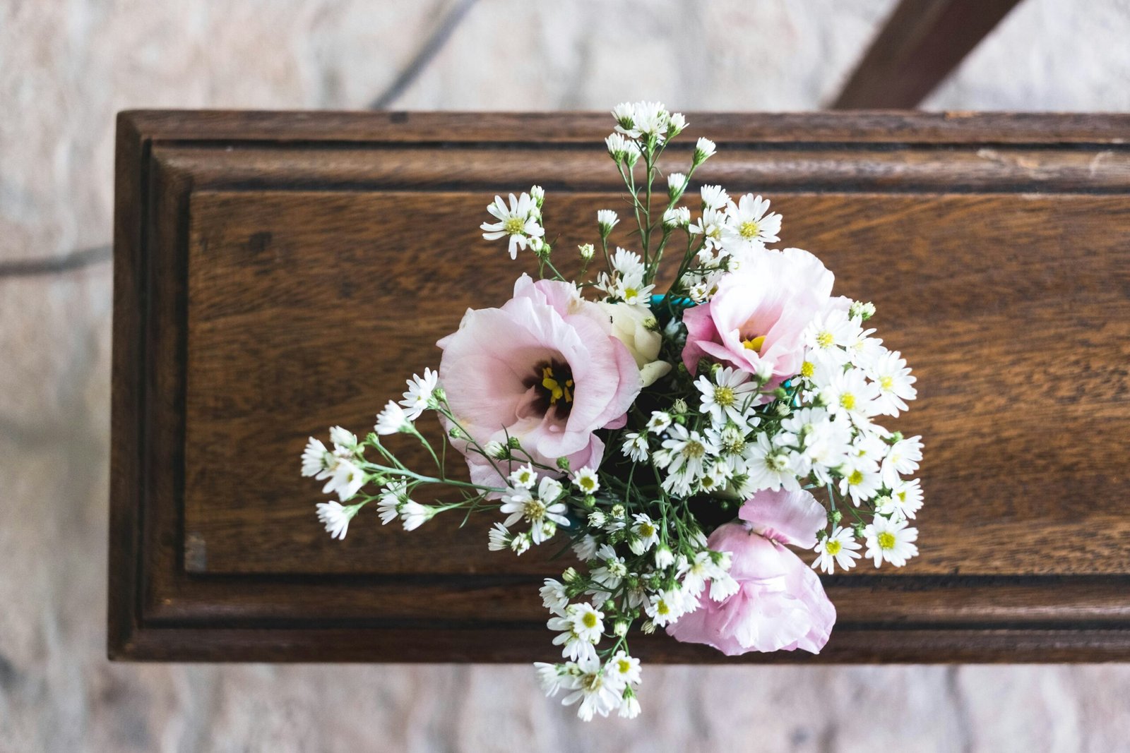 Online flower delivery winnipeg