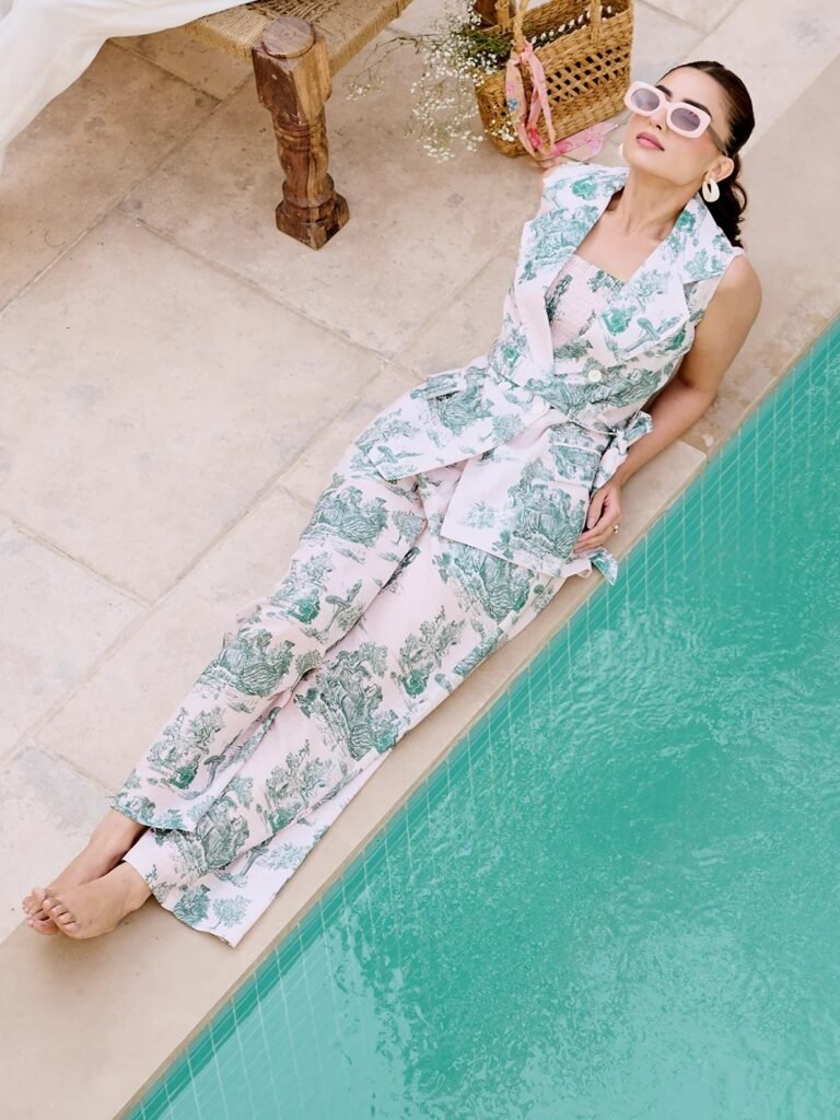 resort vacation for women wear
