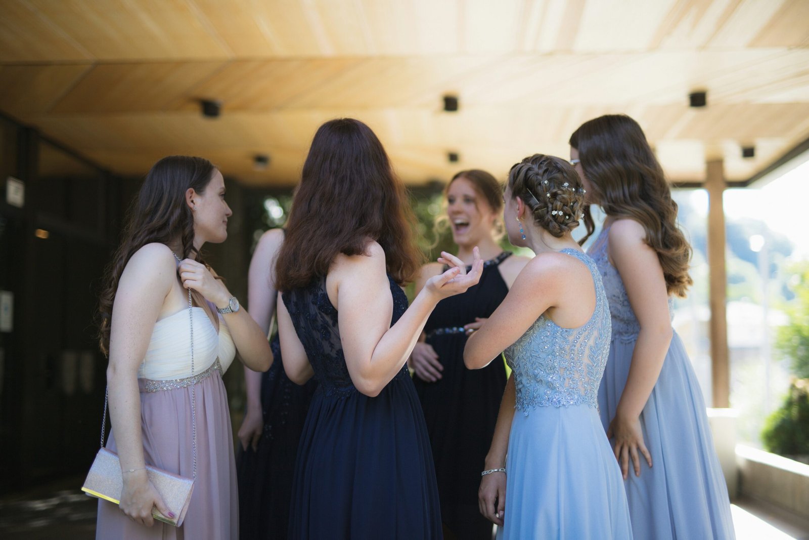 The Ultimate Guide to Wedding Guest Dresses: Trends and Tips