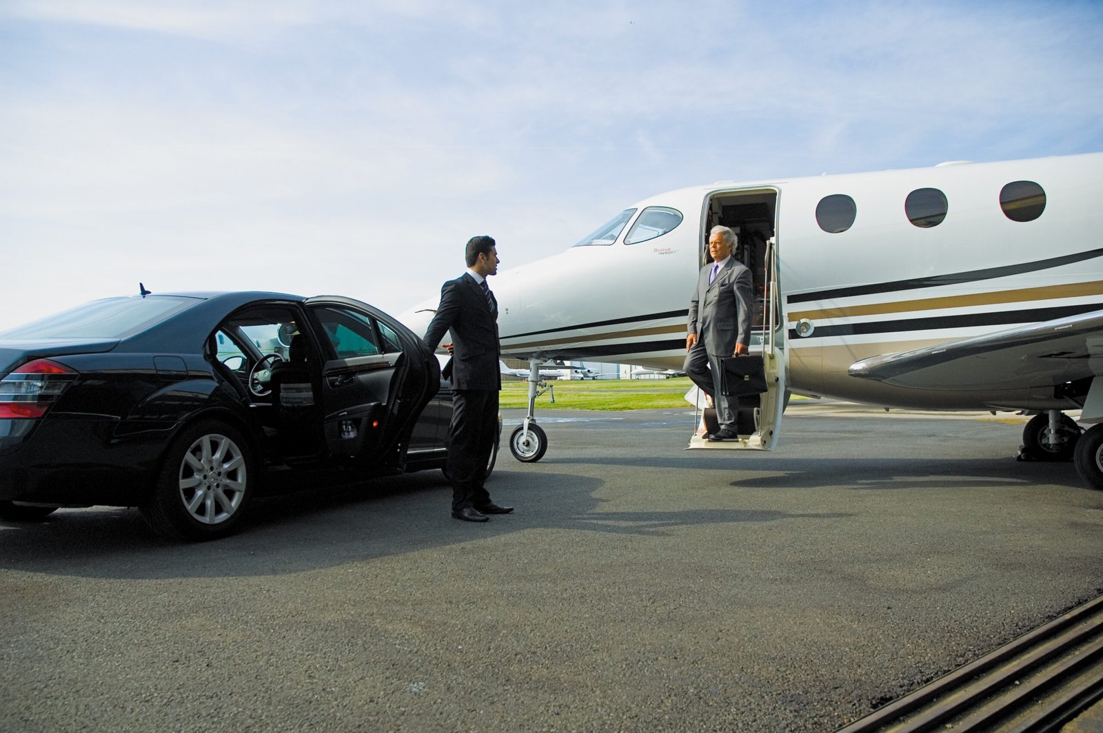 airport car services