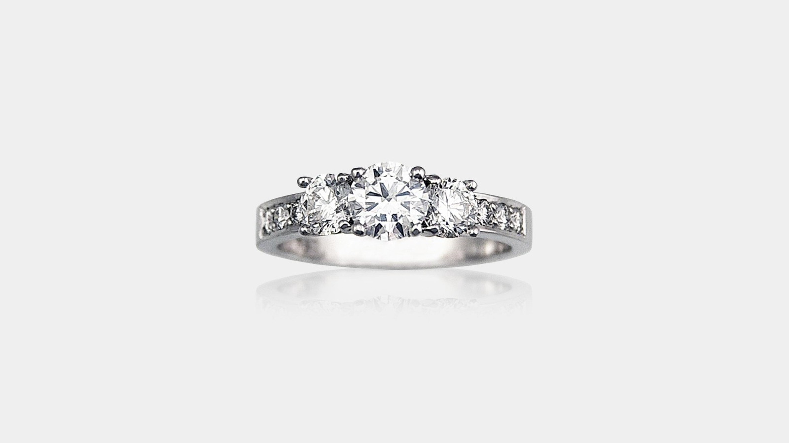 diamond engagement ring