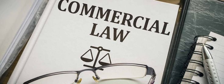 commercial lawyer job in the UK