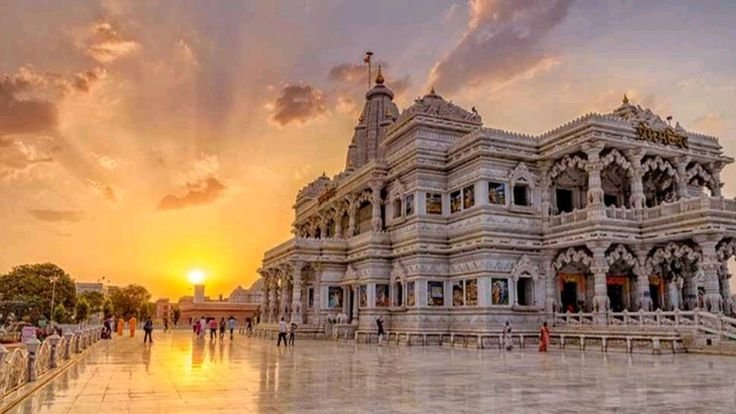 Vrindavan Tour Packages – Experience the Eternal Land of Krishna’s Love