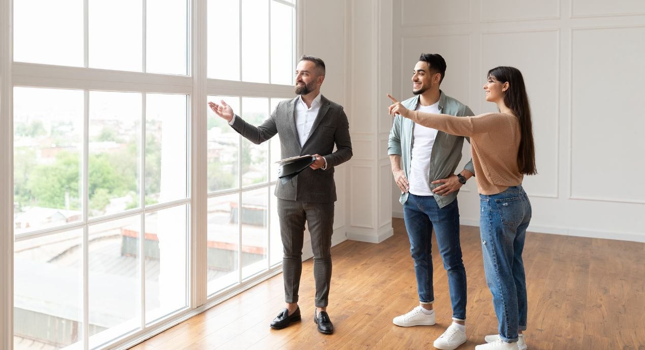 Real Estate Agent